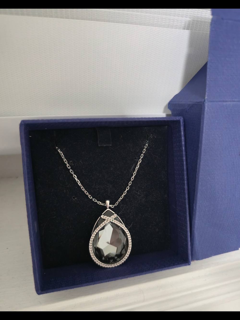 Collector Swarovski Black Crystal Teardrop Pendant Necklace #1144285